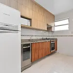 Lindo Apartamento Com 3 Quartos E Sacada Na Liberdade