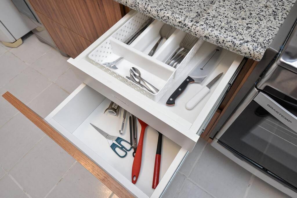 Lindo Com 3 Quartos E Sacada Na Liberdade Apartamento São Paulo